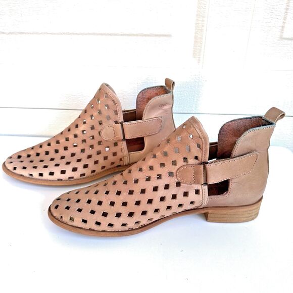 Musse & Cloud Caila Argento Ankle Booties Women's EUR 40/US 9 Perforated Tan - Picture 3 of 12